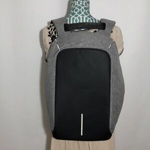 Xd Design Bobby Original Anti Theft Backpack Grey and Black Colors